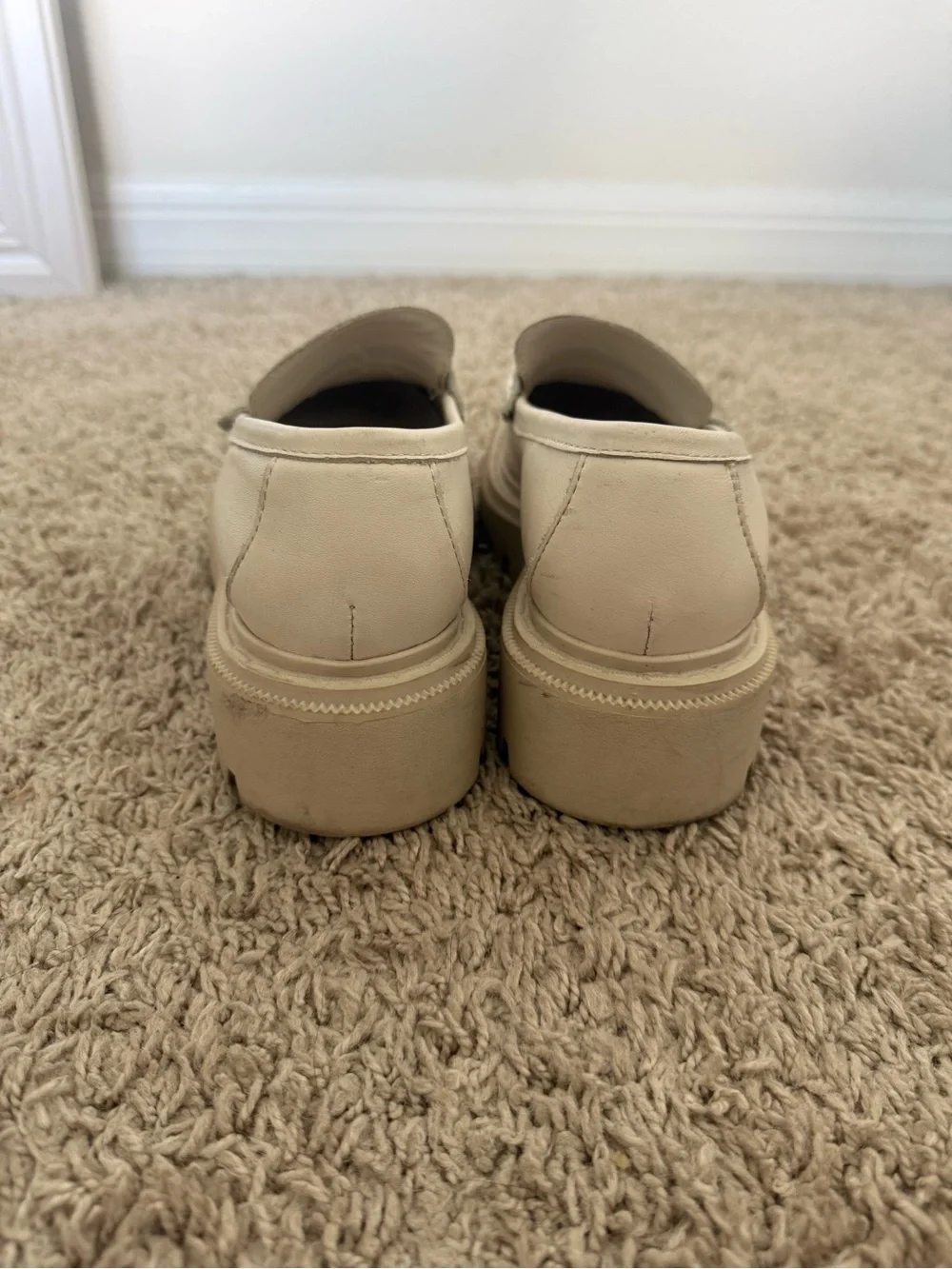 Aldo Platform Lug Sole White Leather Loafers Size 6
